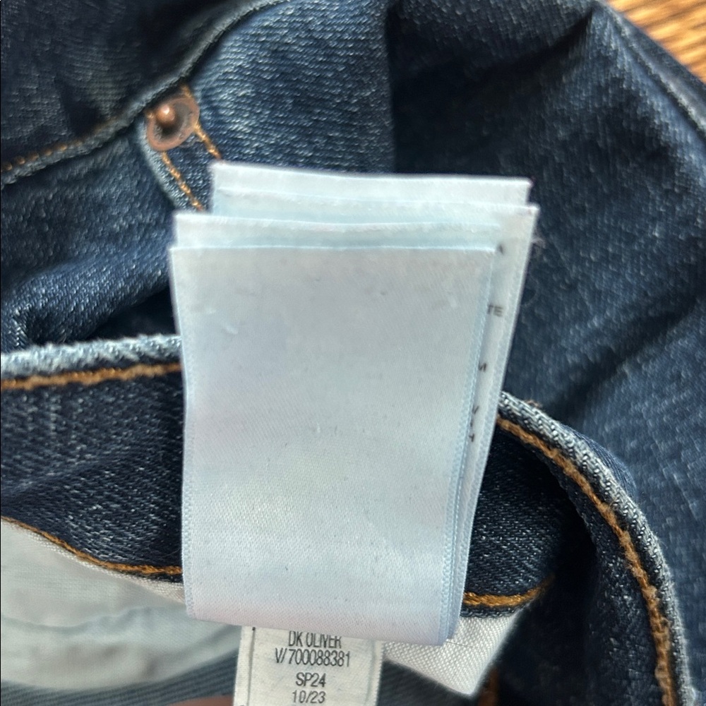 Gap Straight Leg Jeans - Picture 6 of 7